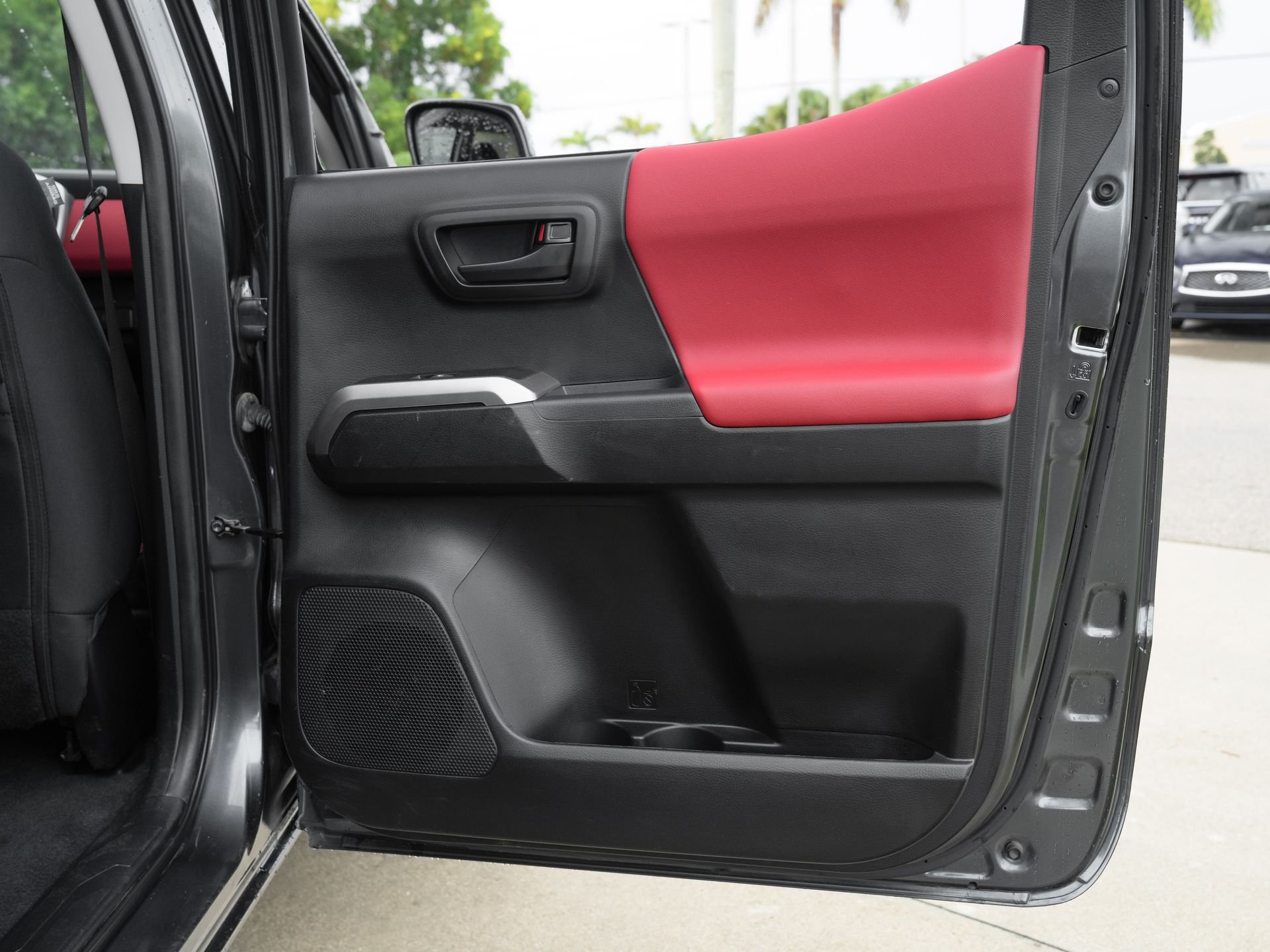 2023 Toyota Tacoma SR5 - Photo 33