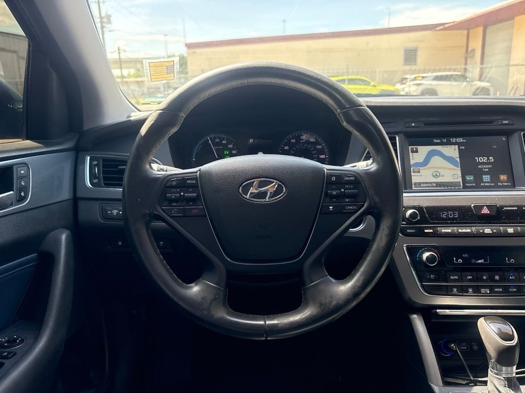Used 2017 Black Hyundai Limited image 21