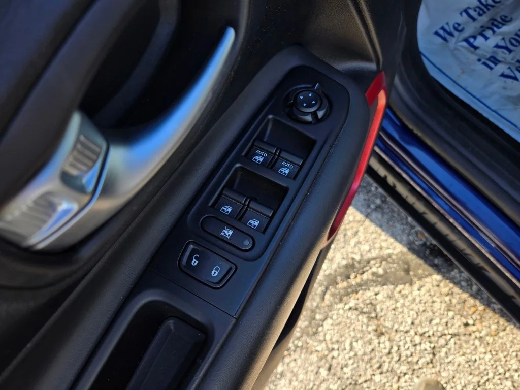 Used 2020 Blue Jeep Trailhawk image 14