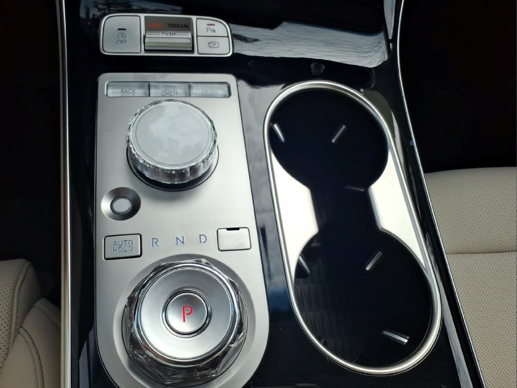 New 2027 White Genesis 2.5T image 22