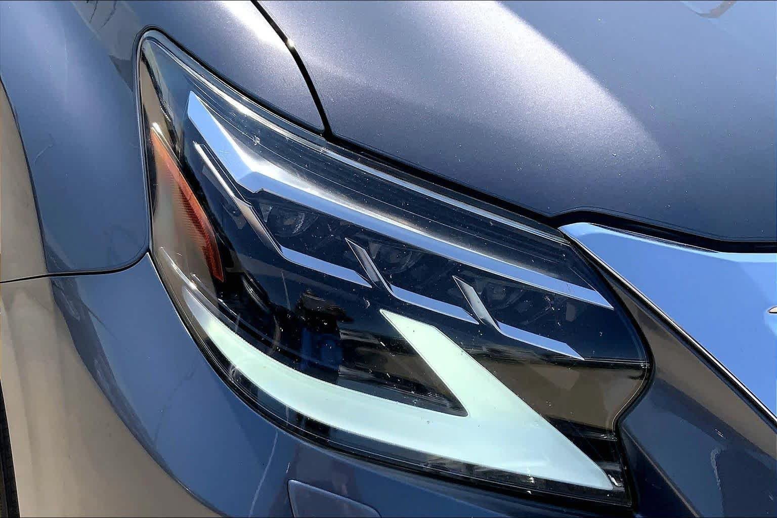 Used 2020 Nebula Gray Pearl Lexus Premium image 26