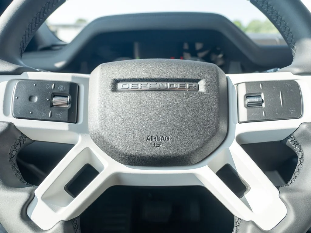 New 2026 White Land Rover S image 14