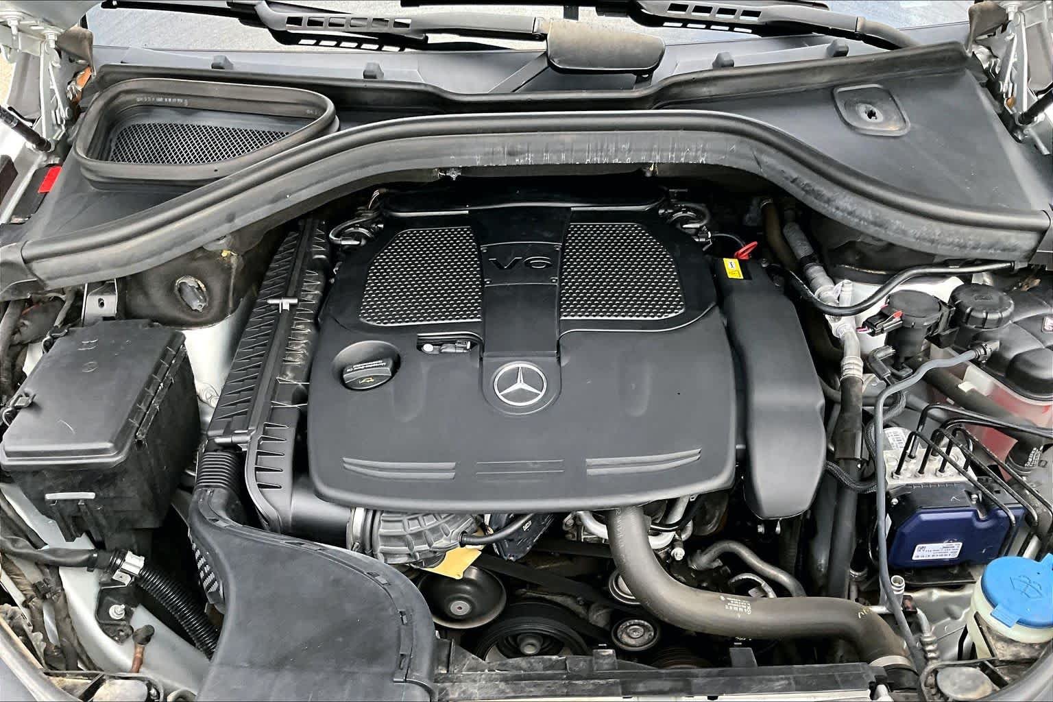 Used 2016 Iridium Silver Metallic Mercedes-Benz GLE 350 image 31