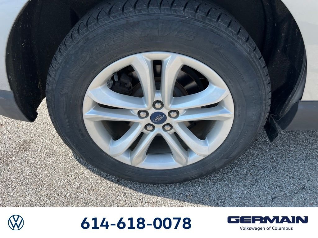 Used 2020 Silver Ford SEL image 15