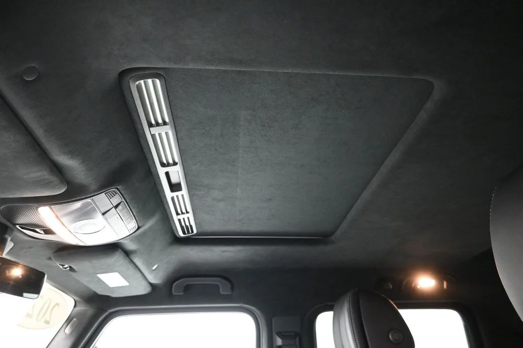 Used 2021 Gray Mercedes-Benz G 550 image 11