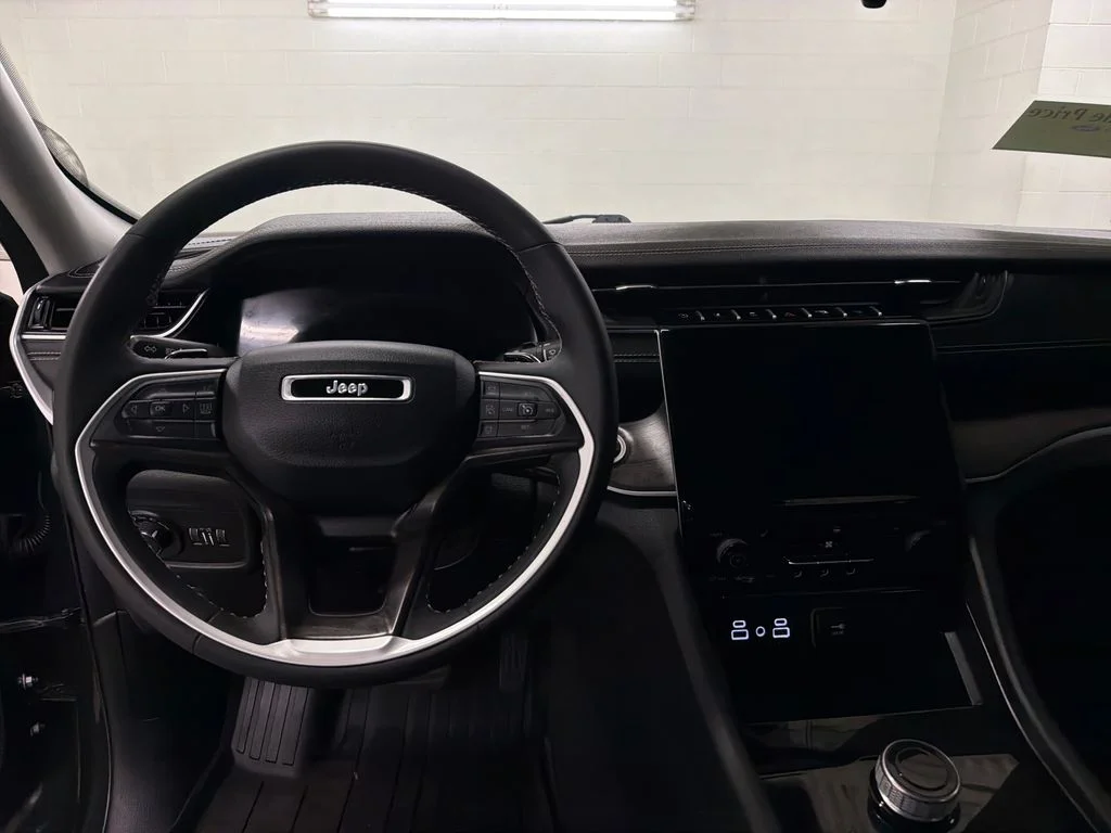 Certified Used 2023 Gray Jeep Limited image 9