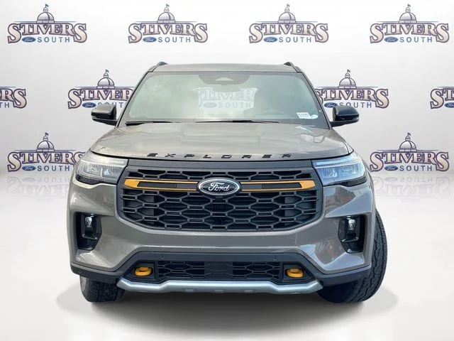 New 2026 Gray Ford Tremor image 6