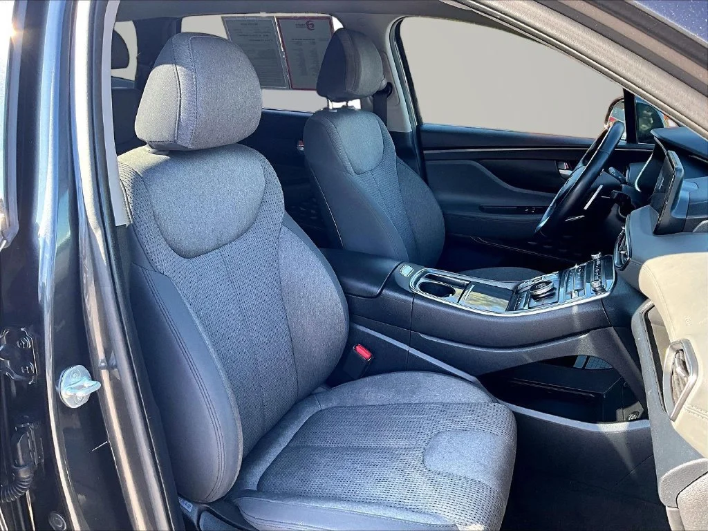 Used 2023 Gray Hyundai SEL image 8