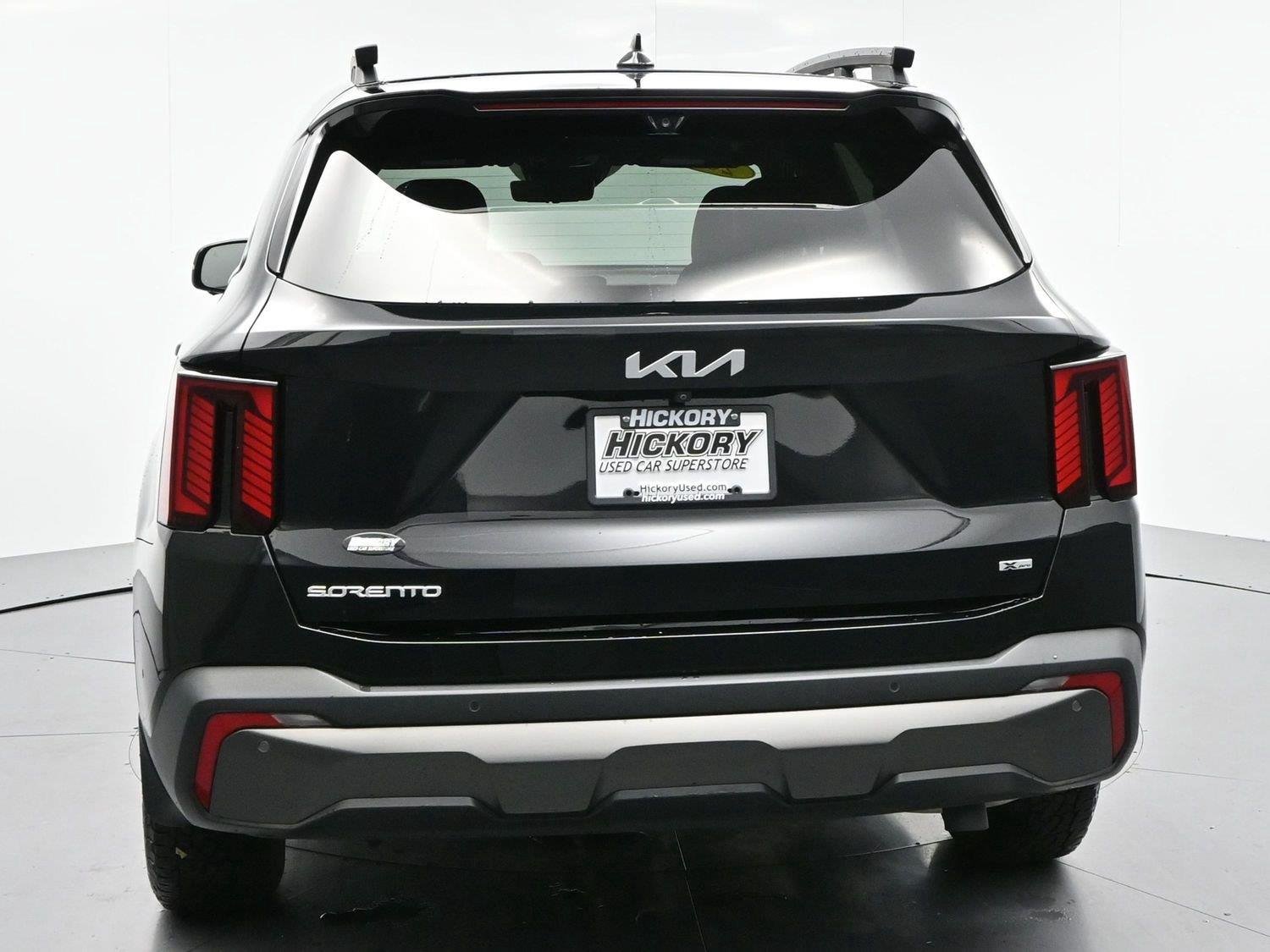 Used 2024 Ebony Black Kia X-Pro SX Prestige image 6
