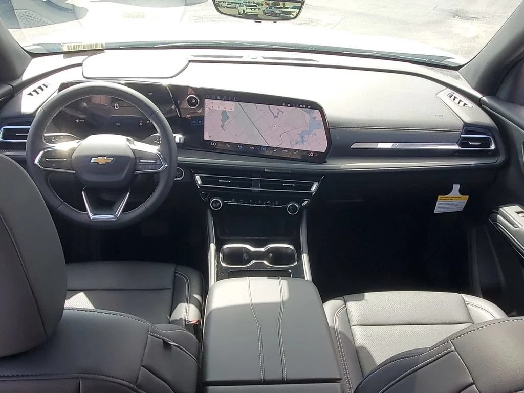 New 2026 Summit White Chevrolet LT image 27