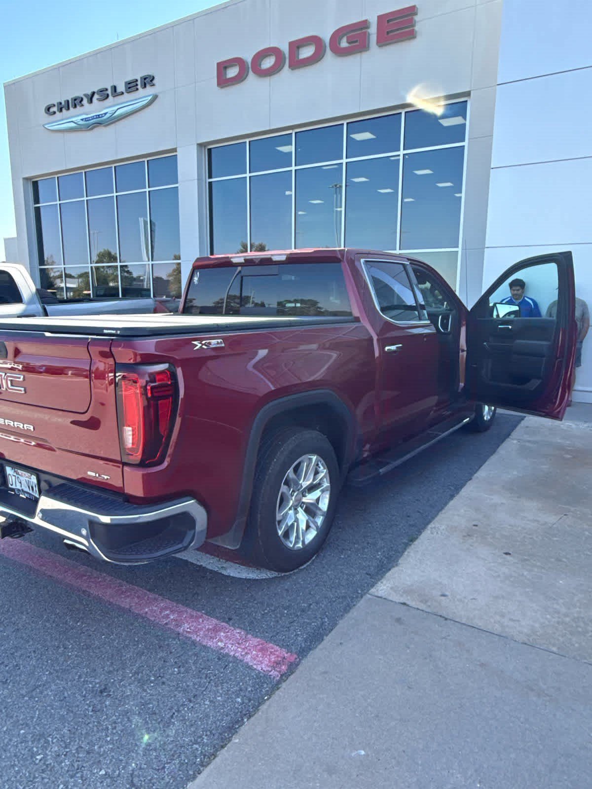 Used 2020 Red Quartz Tintcoat GMC SLT image 3