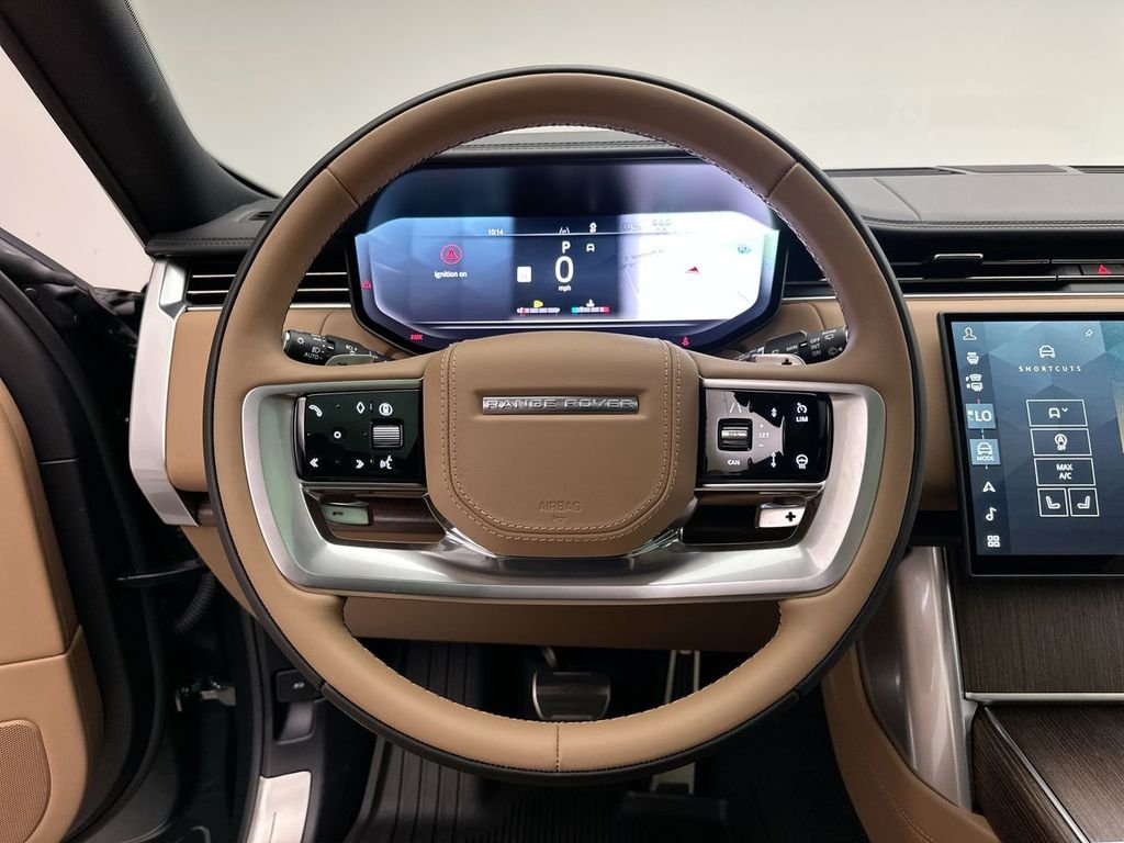 New 2026 Belgravia Green Metallic Land Rover SE image 14