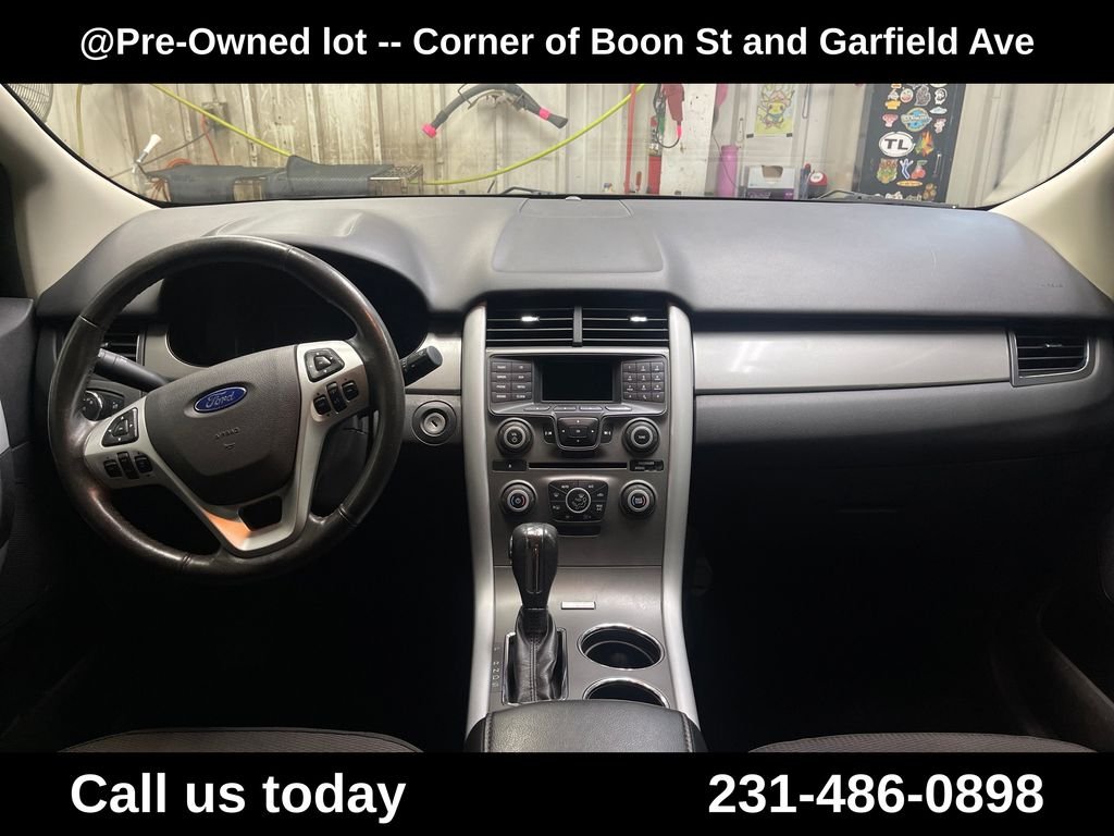 Used 2014 Black Ford SEL image 18