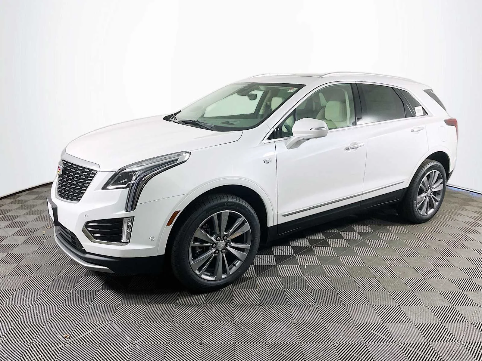 2026 Cadillac XT5 FWD Premium Luxury's photo