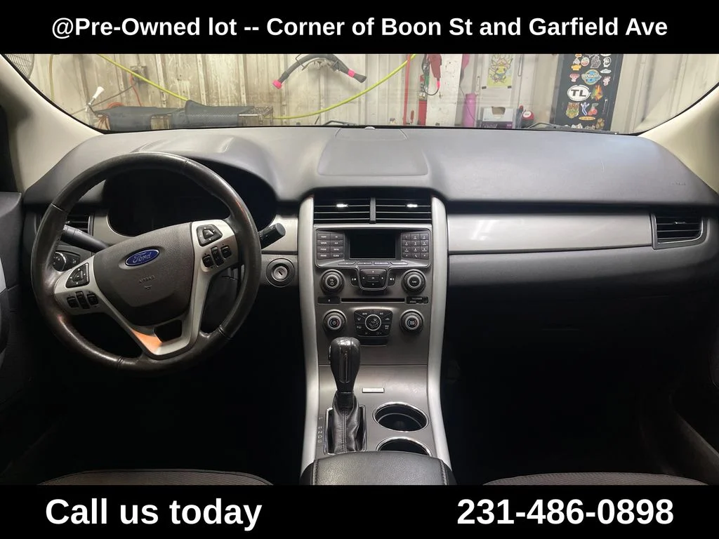 Used 2014 Black Ford SEL image 18
