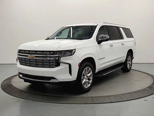 Used 2023 SUMMIT WHITE Chevrolet Premier image 4