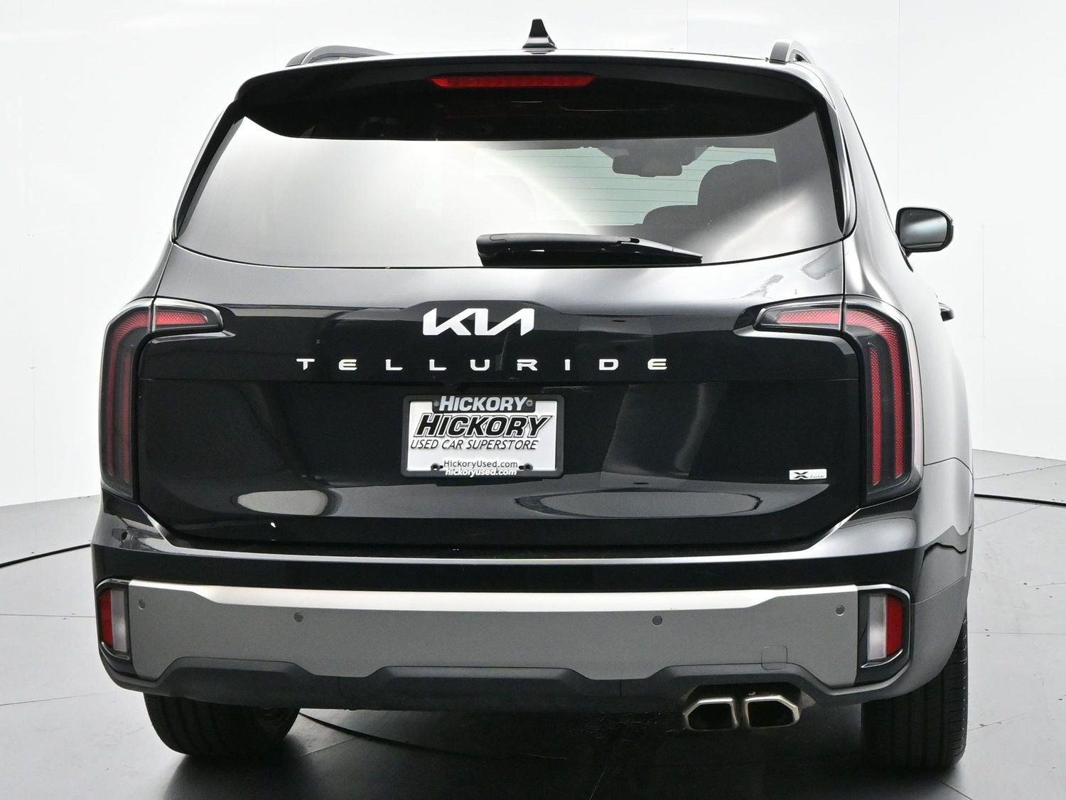 Used 2023 Ebony Black Kia EX X-Line image 6