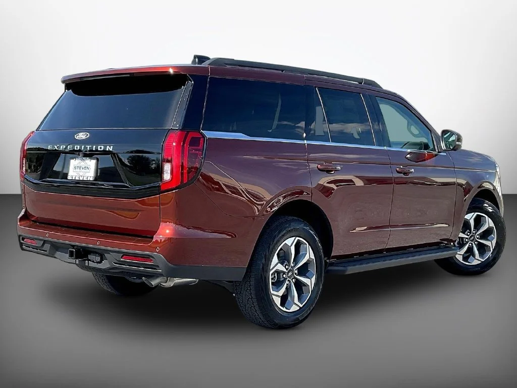 New 2027 Bronze Fire Metallic Tinted Clearcoat Ford Active image 16