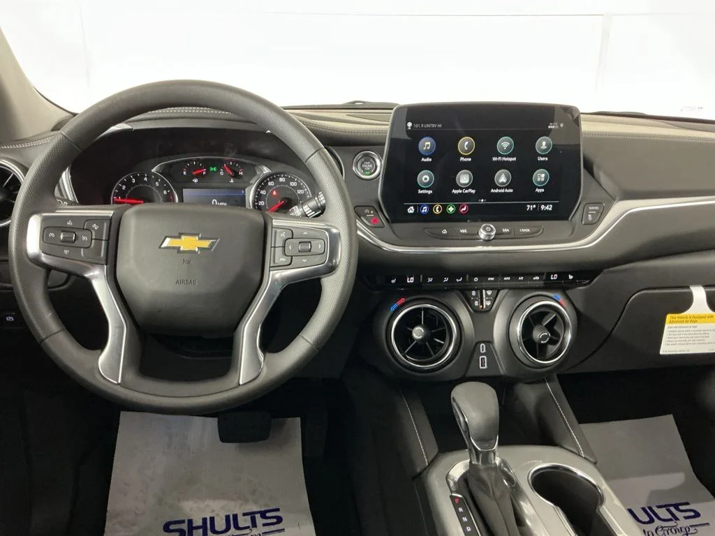 New 2026 White Chevrolet LT image 15