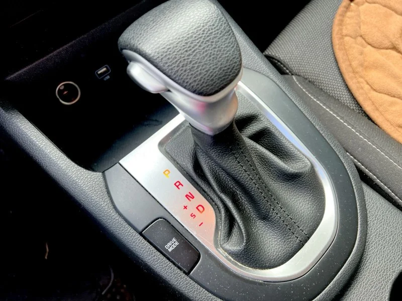 Used 2022 BLUE Kia FE image 19