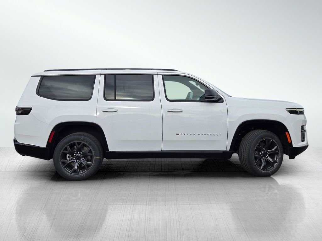 New 2026 Bright White Clear-Coat Exterior Paint Jeep Limited Altitude image 3