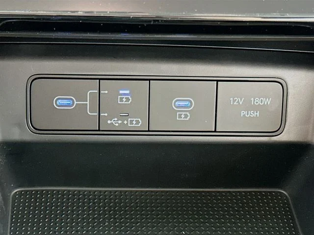 New 2026 Hyundai TUCSON SEL