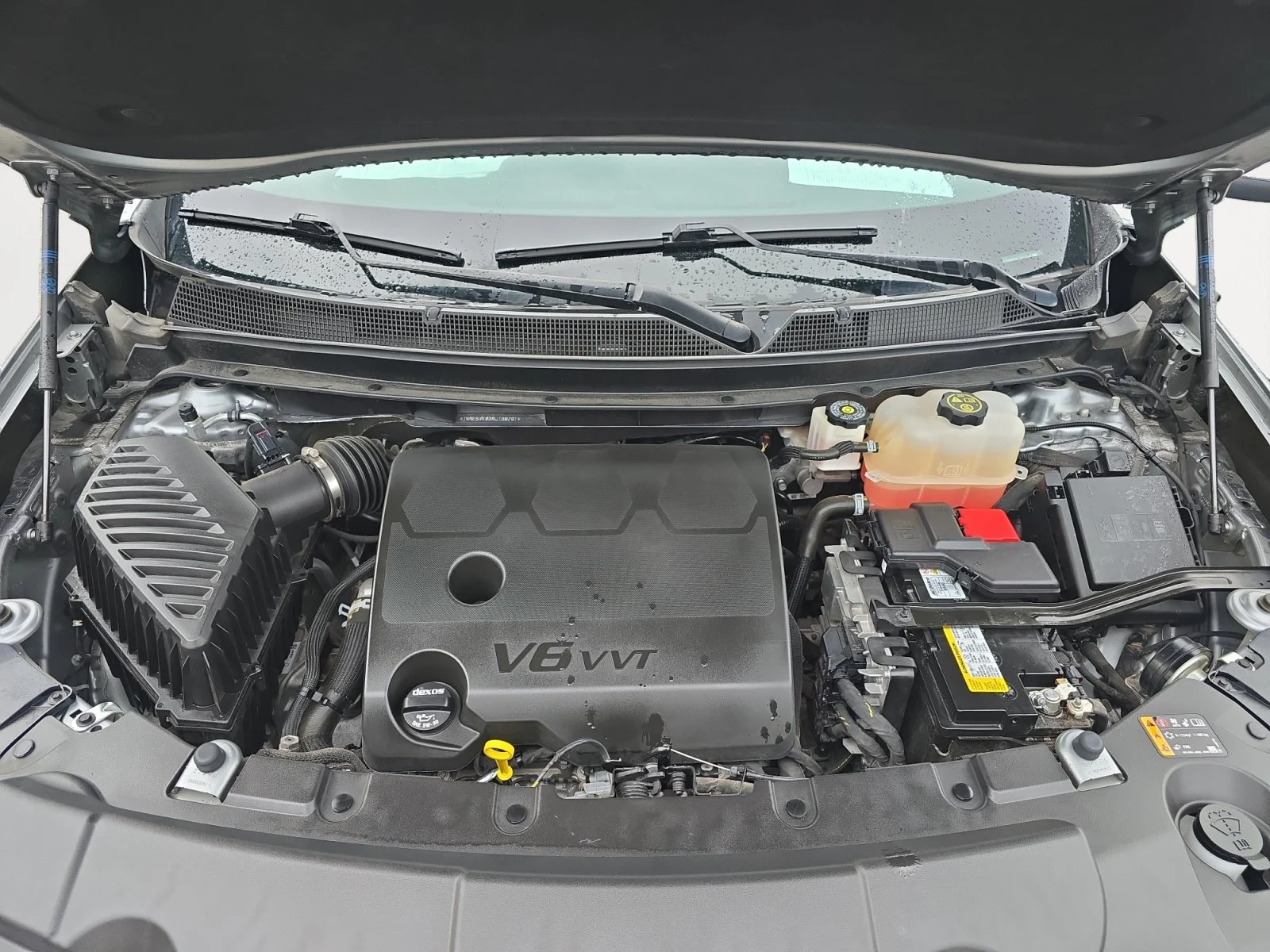 Used 2024 Sterling Gray Metallic Chevrolet LT Cloth image 29