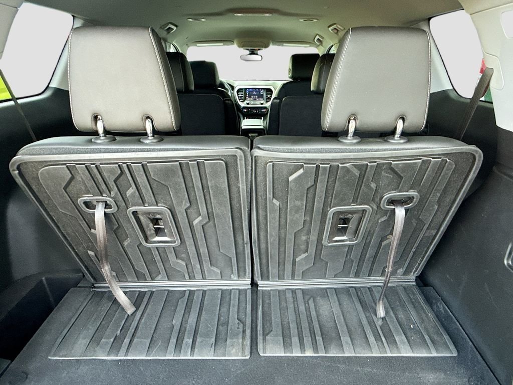 Used 2023 Ultra Blue Metallic GMC SLT image 27