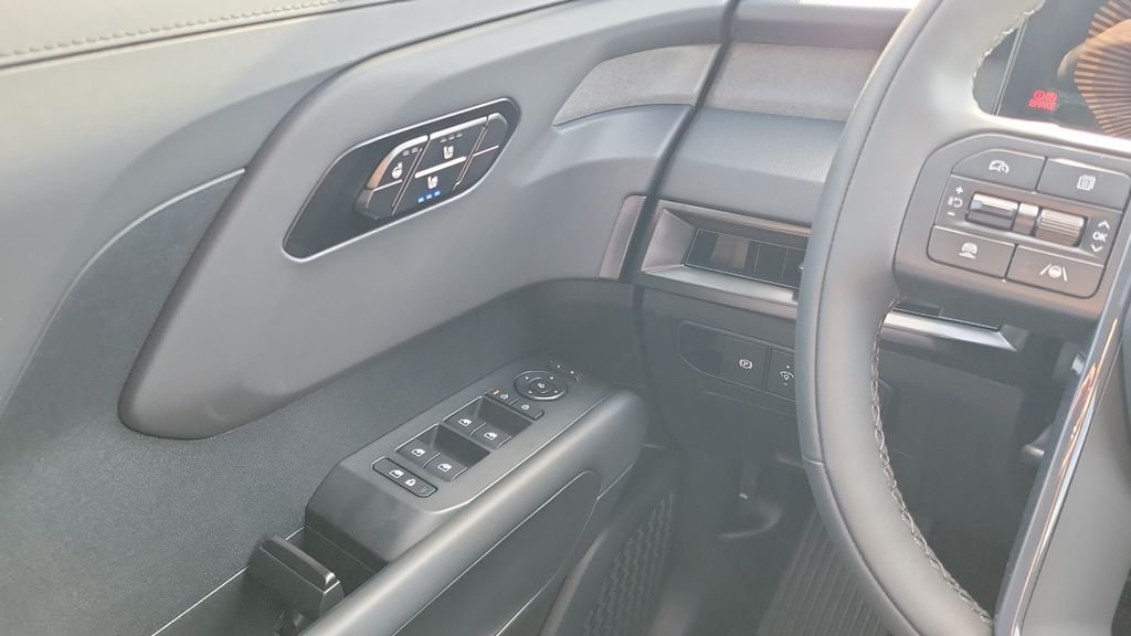 New 2027 Glacial White Pearl Kia X-Line EX image 20