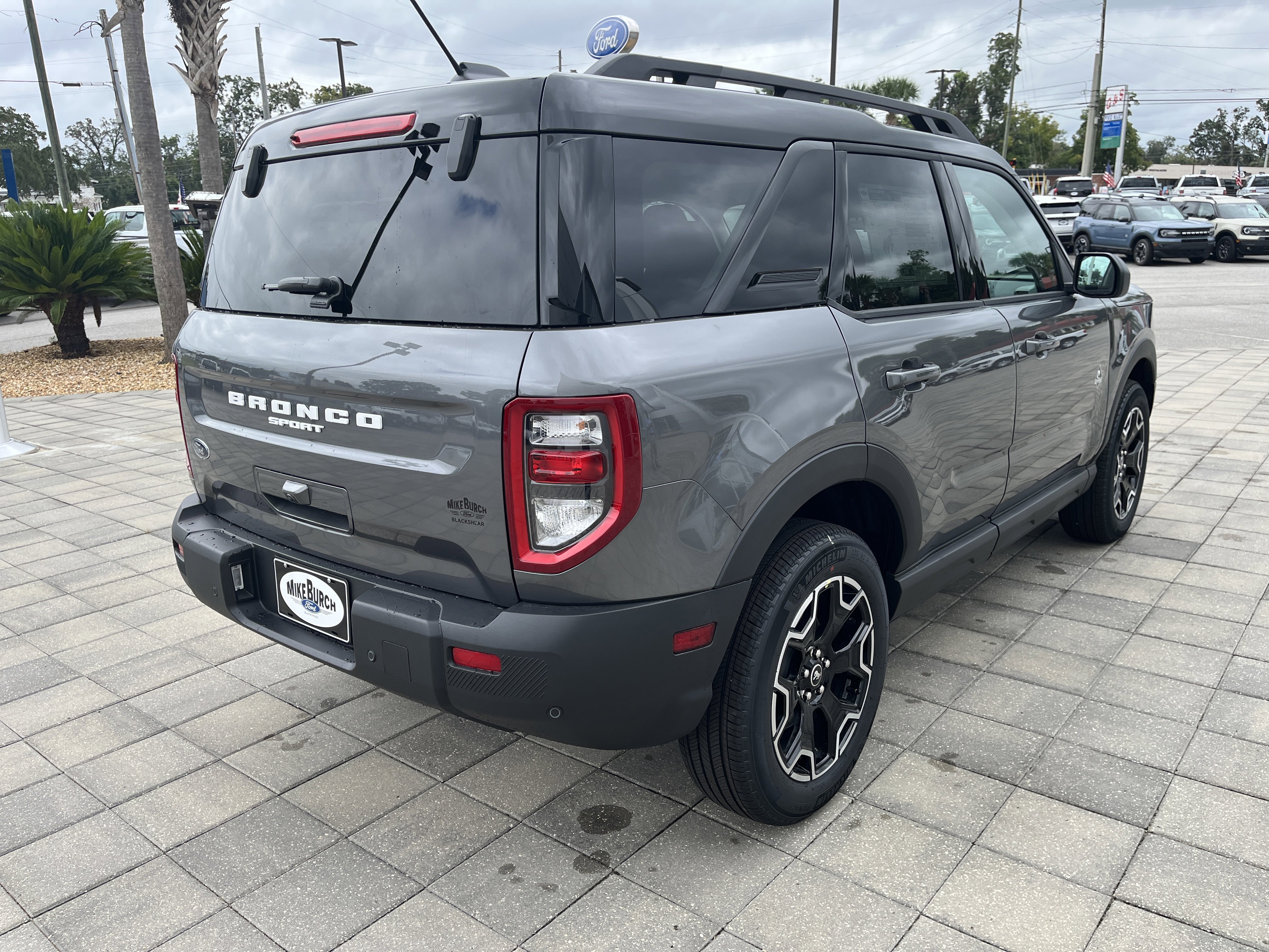 New 2025 Carbonized Gray Metallic Ford Outer Banks® image 6