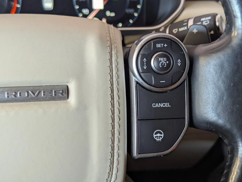 Used 2016 White Land Rover 5.0L V8 Supercharged image 46