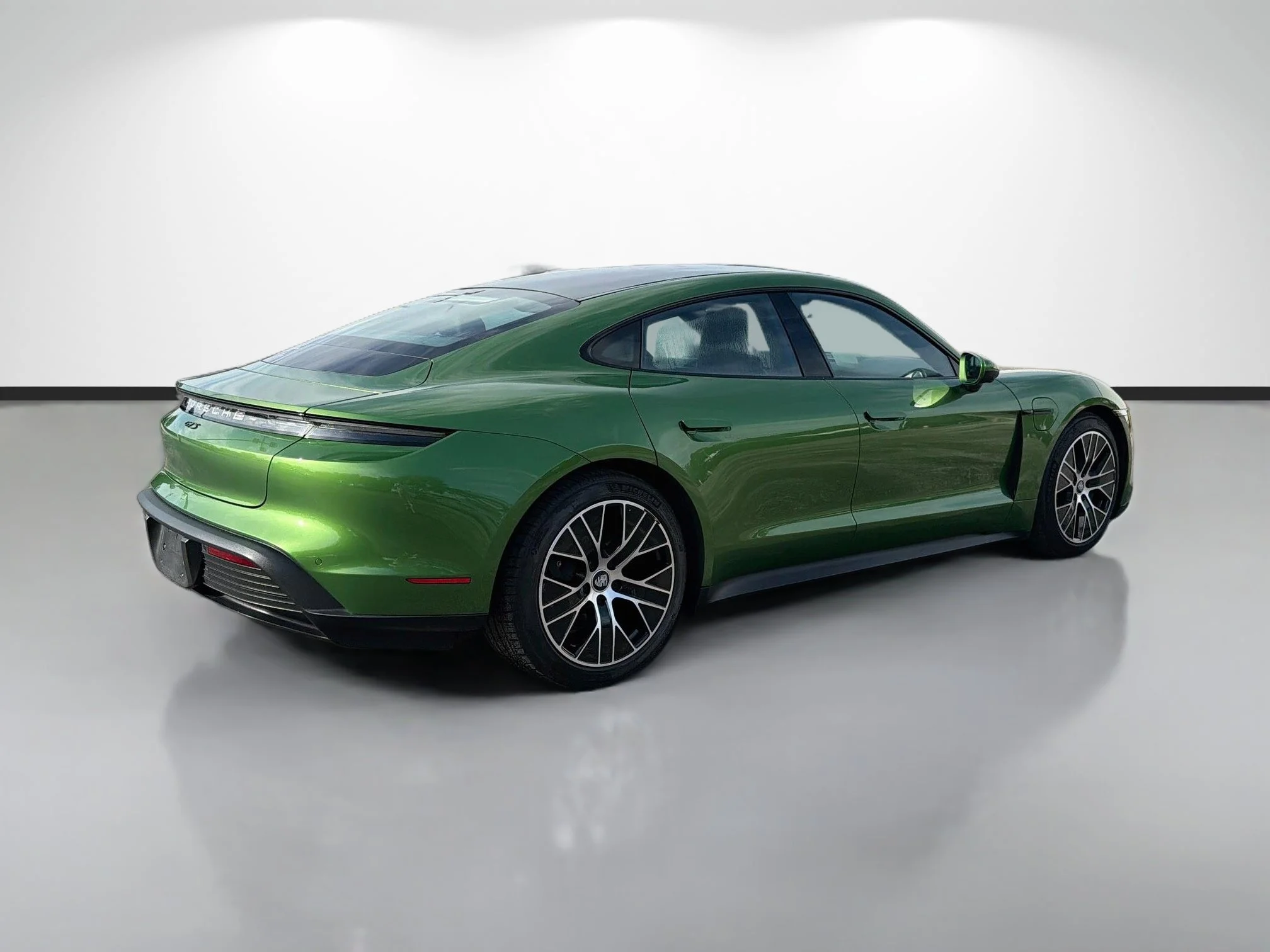 Used 2023 Green Porsche Base image 3