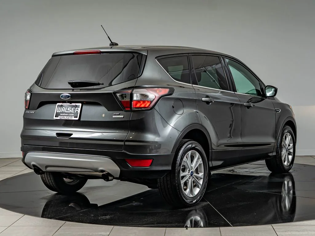 Used 2017 Magnetic Metallic Ford SE image 5