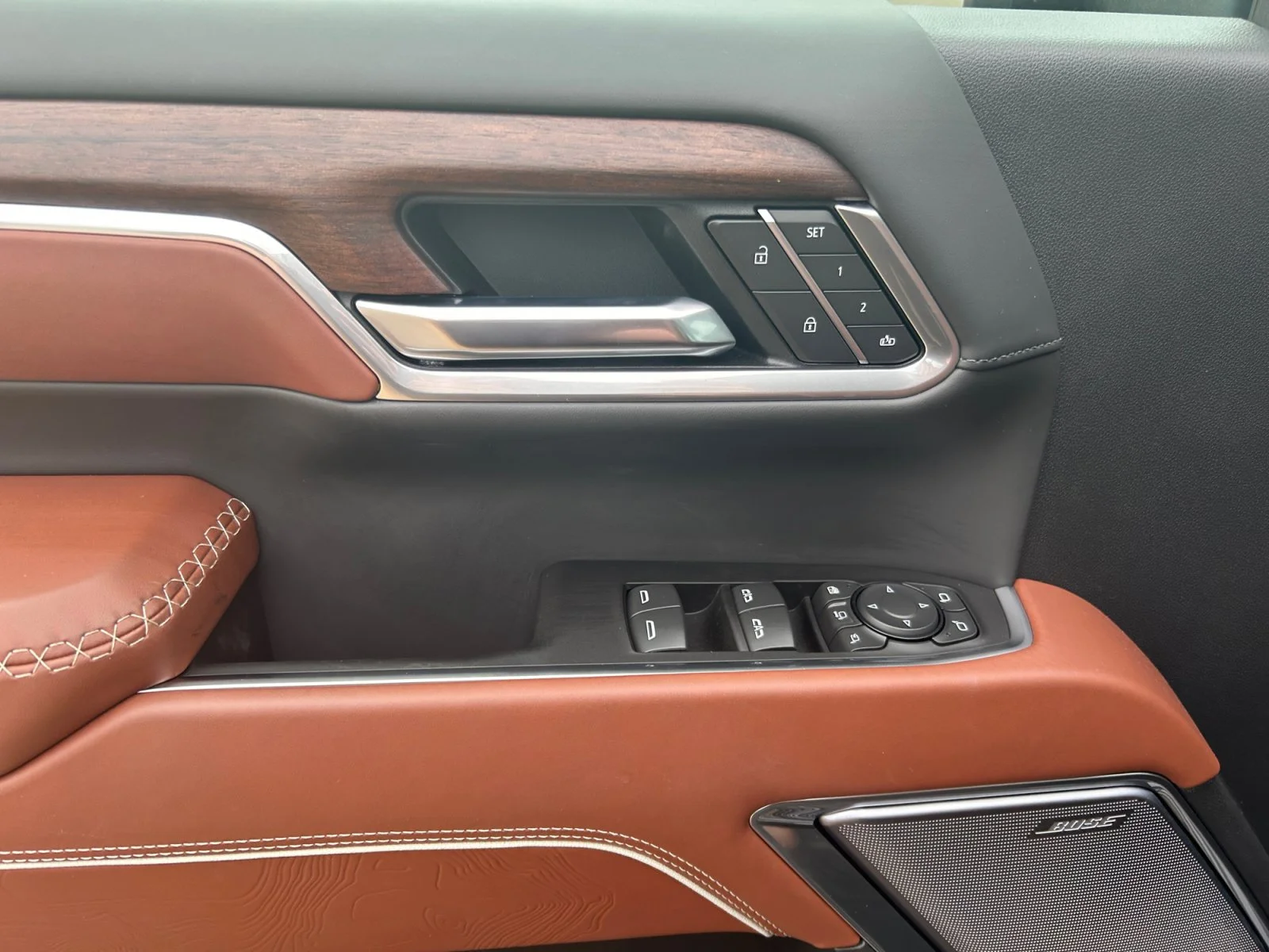 New 2026 Onyx Black GMC Denali Ultimate image 18