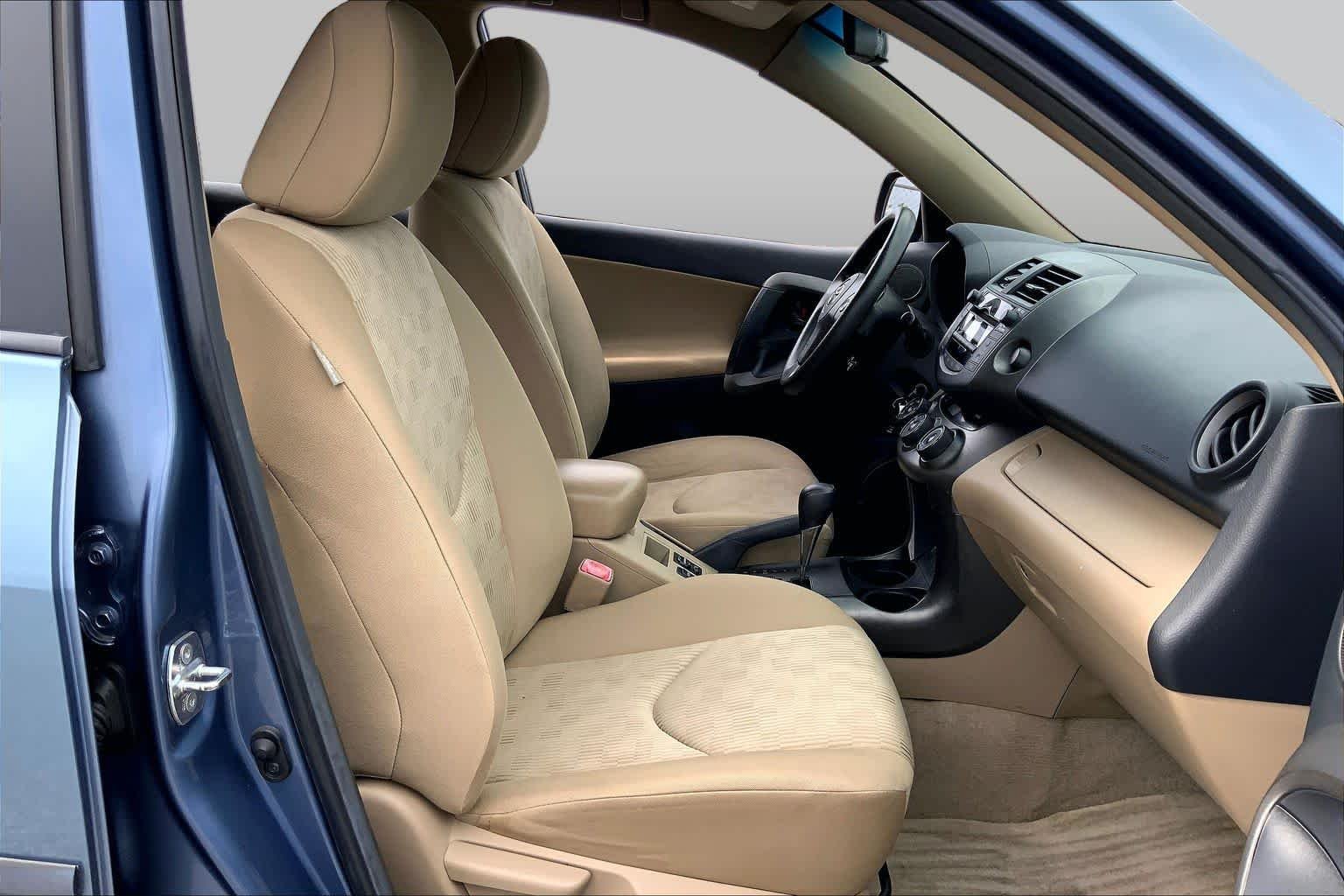 Used 2010 Pacific Blue Metallic Toyota  image 8
