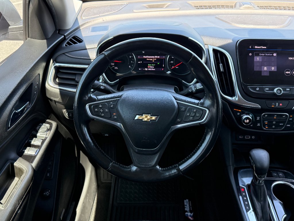 Used 2022 Silver Ice Metallic Chevrolet Premier image 21