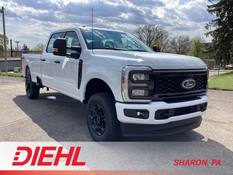 2026 Ford F-350 XL 4x4 Crew Cab 8' Box SRW's photo
