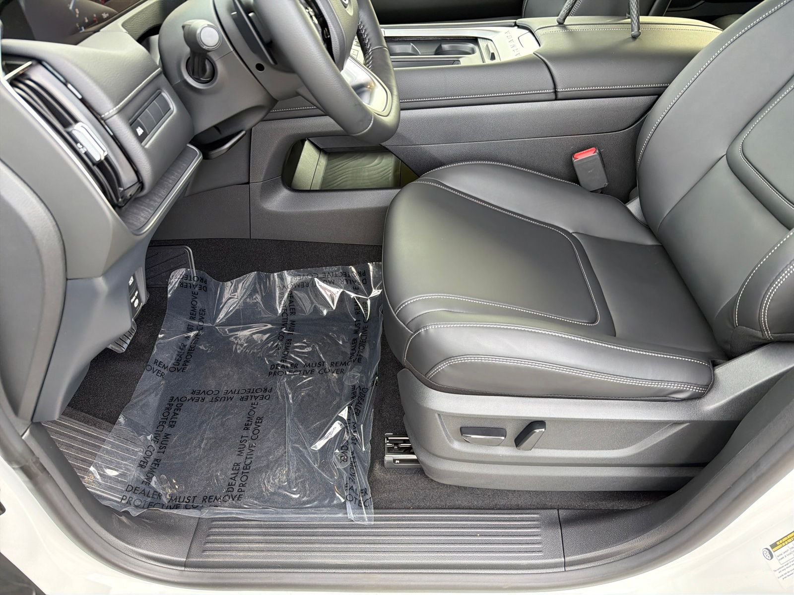 New 2026 Nissan Armada SV 4D Sport Utility