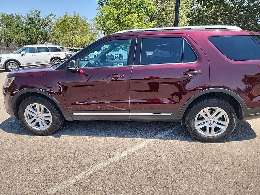 Used 2019 Red Ford XLT image 10