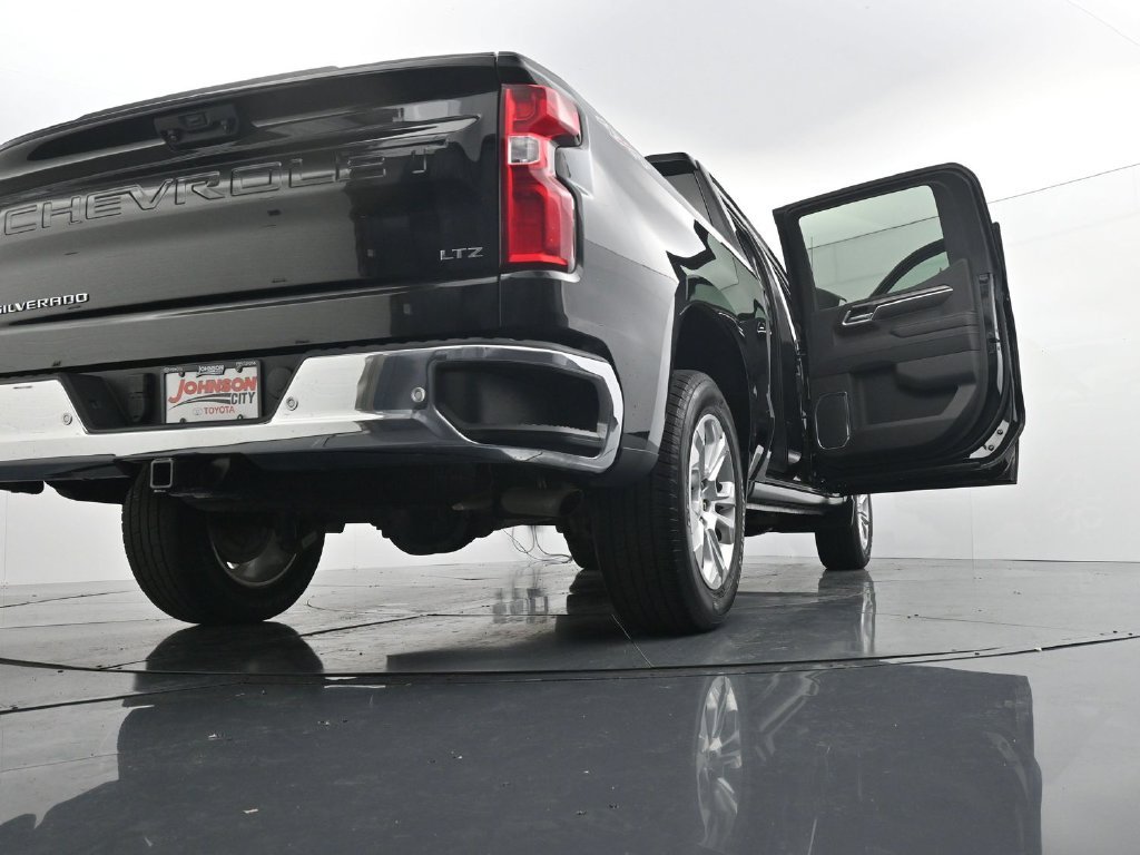 Used 2022 Black Chevrolet LTZ image 44