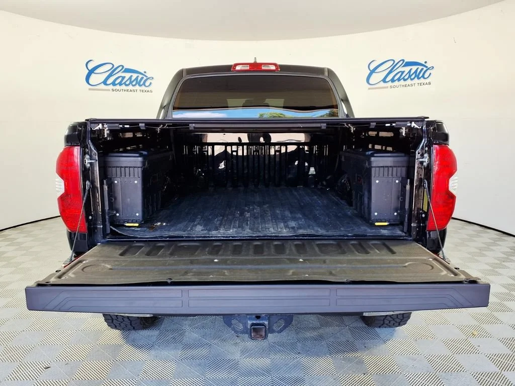Used 2021 Midnight Black Toyota SR5 image 5