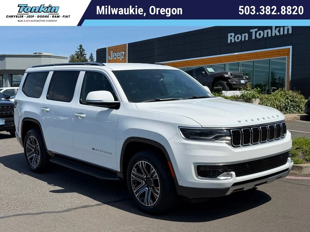 2022 Jeep Wagoneer Series III 4WD's photo