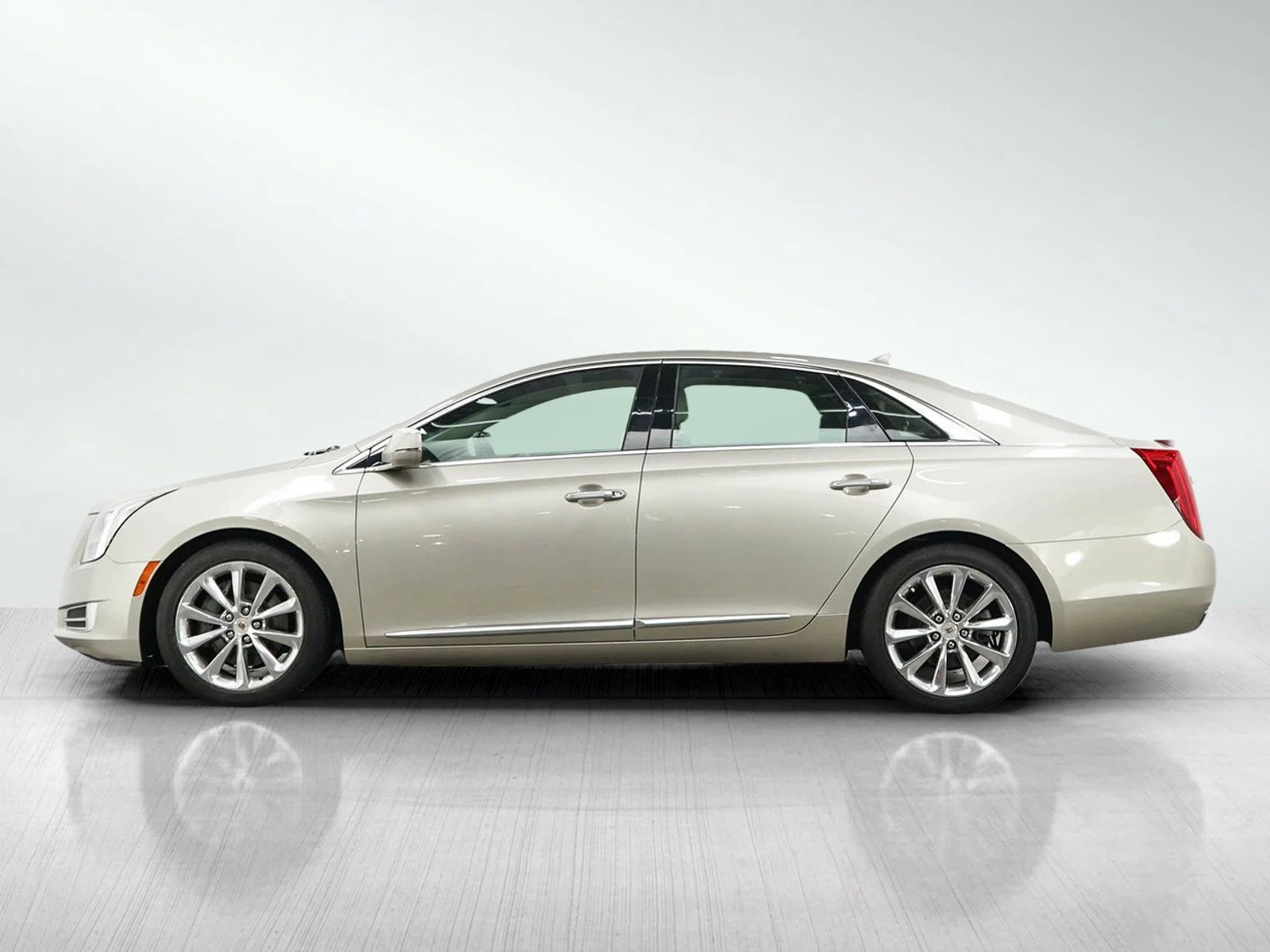 Used 2013 Cadillac XTS Premium Collection with VIN 2G61S5S38D9173587 for sale in Minneapolis, Minnesota