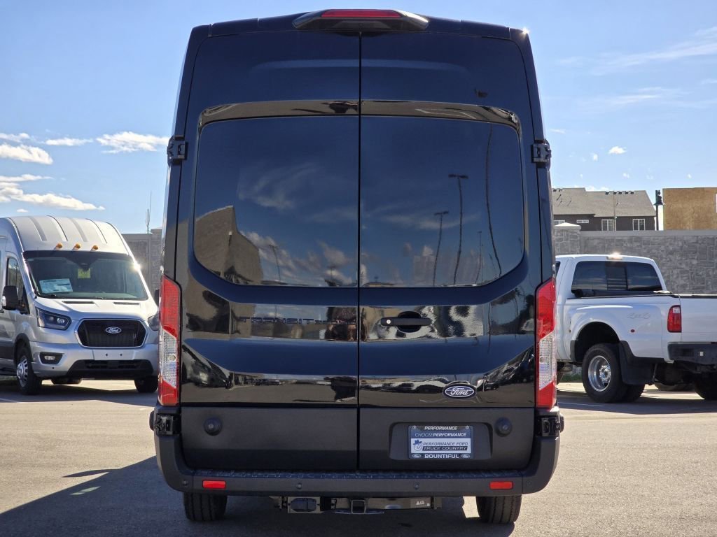 New 2026 Black Metallic Ford Base image 22