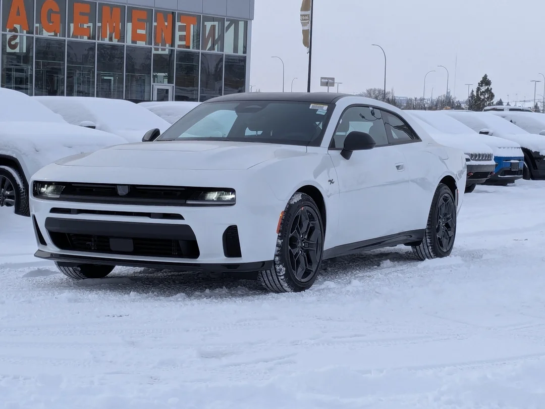 New 2026 White Dodge R/T - - AWD - Blacktop Pack - Hurricane Turbo - 20 Black Wheels & More! image 4