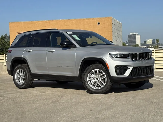 2026 Jeep Grand Cherokee Laredo X