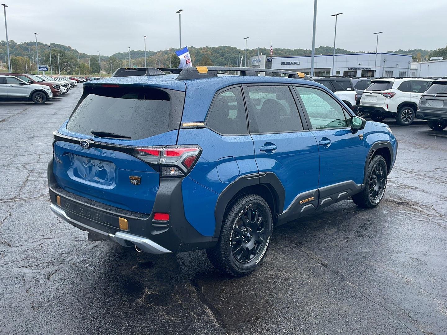Used 2026 Geyser Blue Subaru Wilderness image 5