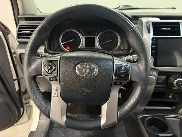 Used 2015 White Toyota SR5 Premium image 20