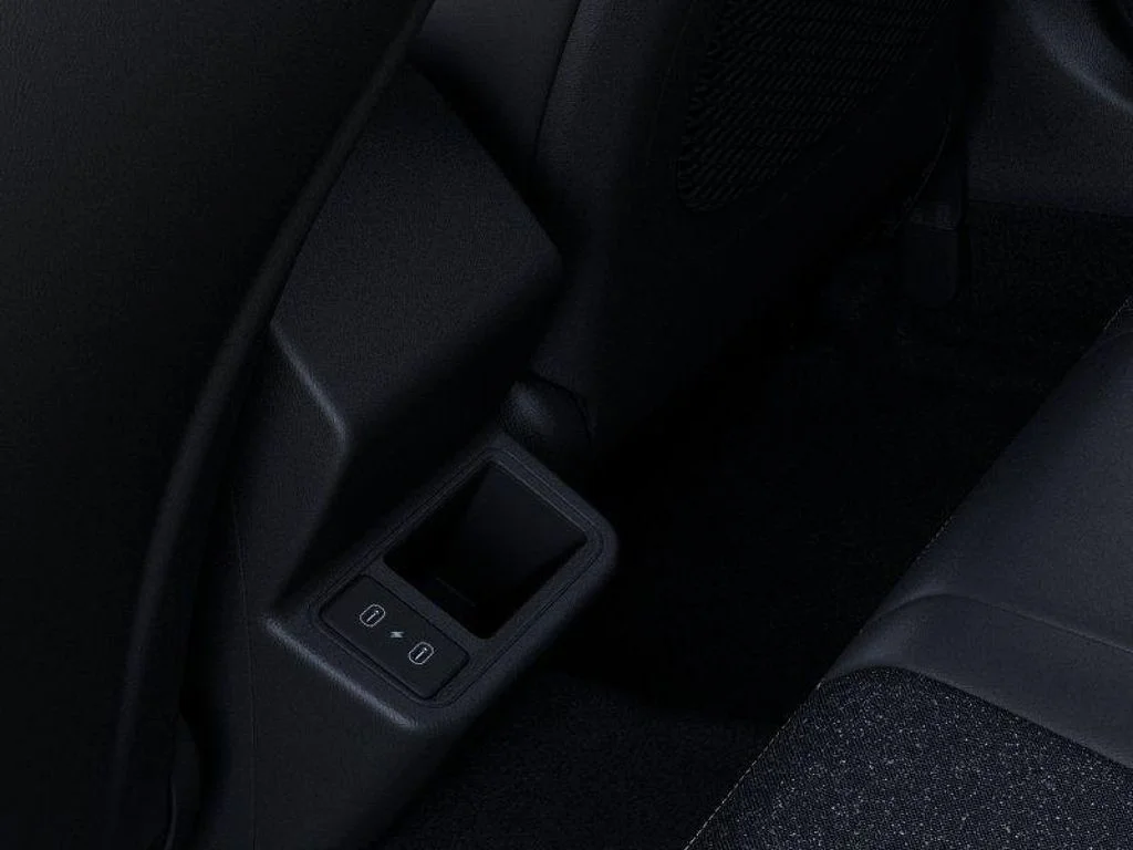 2025 Kia K4 GT-Line - Photo 26