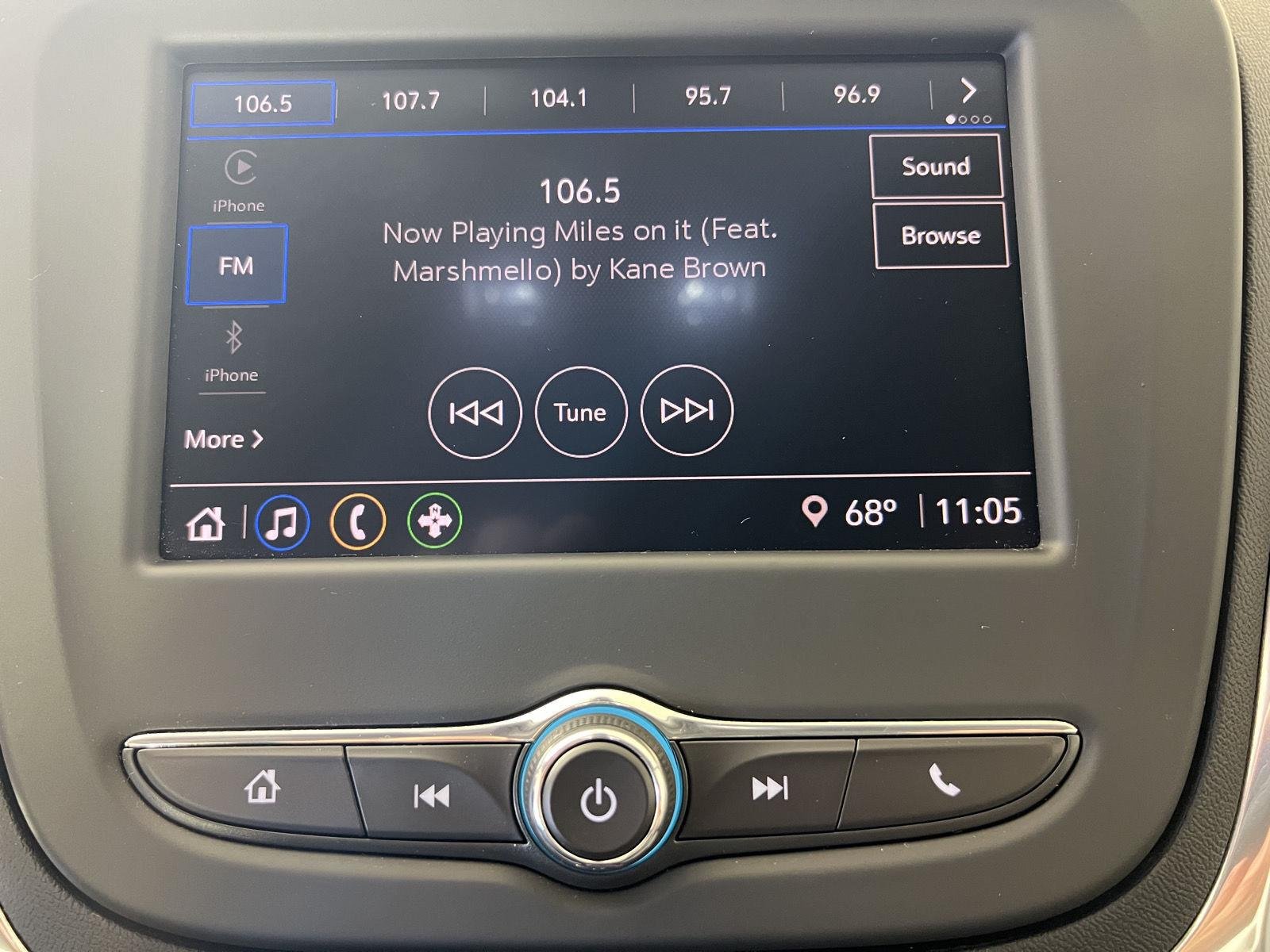 Used 2024 Summit White Chevrolet LS image 13